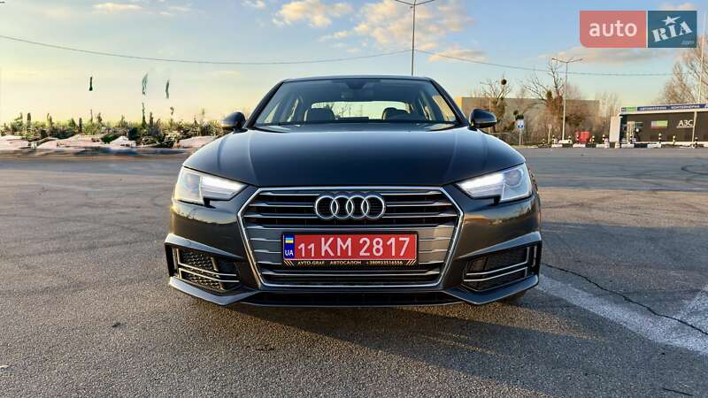Седан Audi A4 2018 в Киеве