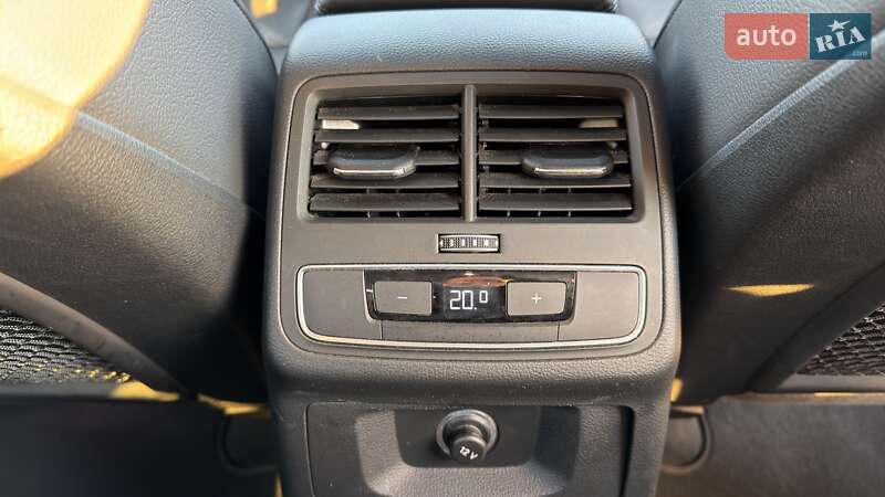 Седан Audi A4 2018 в Киеве