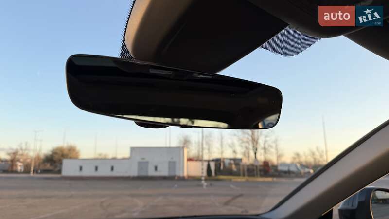 Седан Audi A4 2018 в Киеве