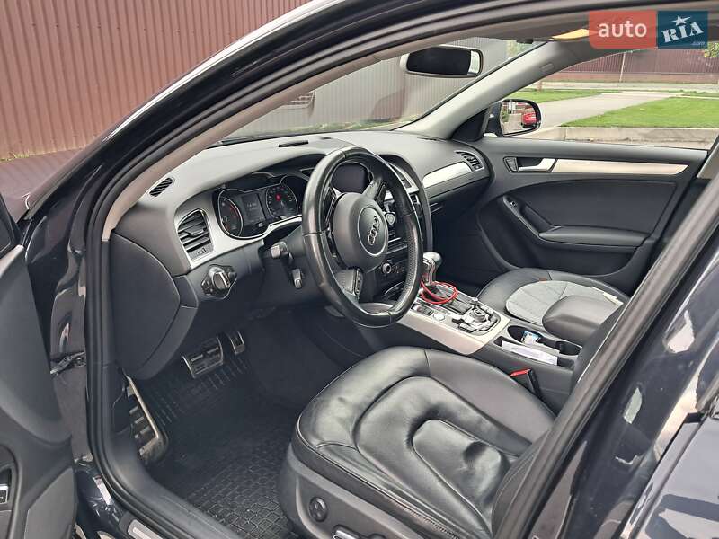 Седан Audi A4 2015 в Умани