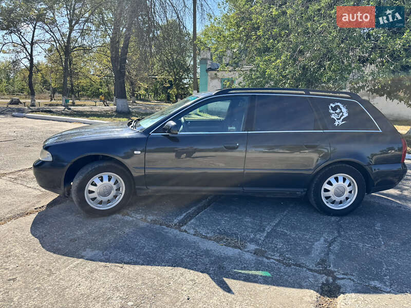 Универсал Audi A4 1999 в Лозовой