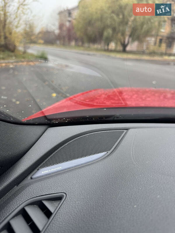 Седан Audi A4 2017 в Днепре
