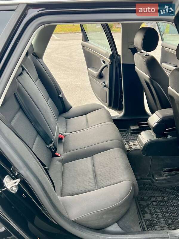 Универсал Audi A4 2007 в Остроге