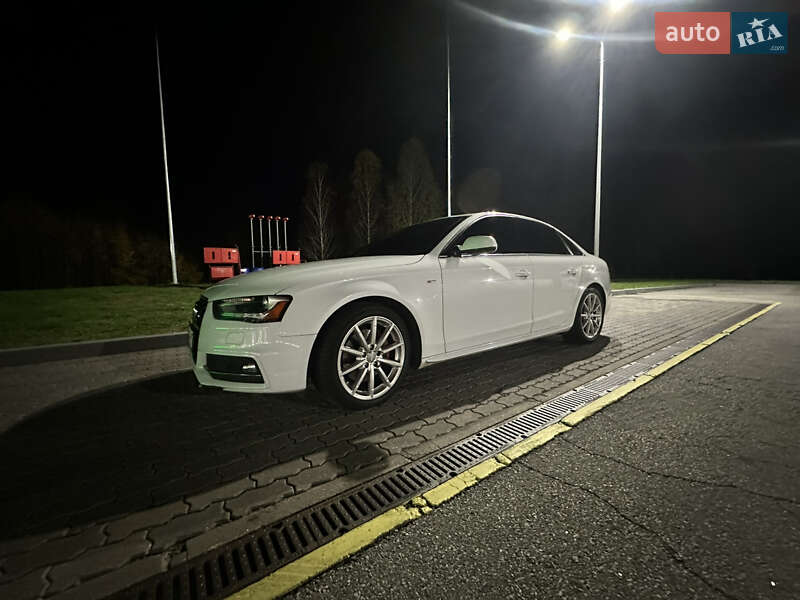 Седан Audi A4 2014 в Киеве