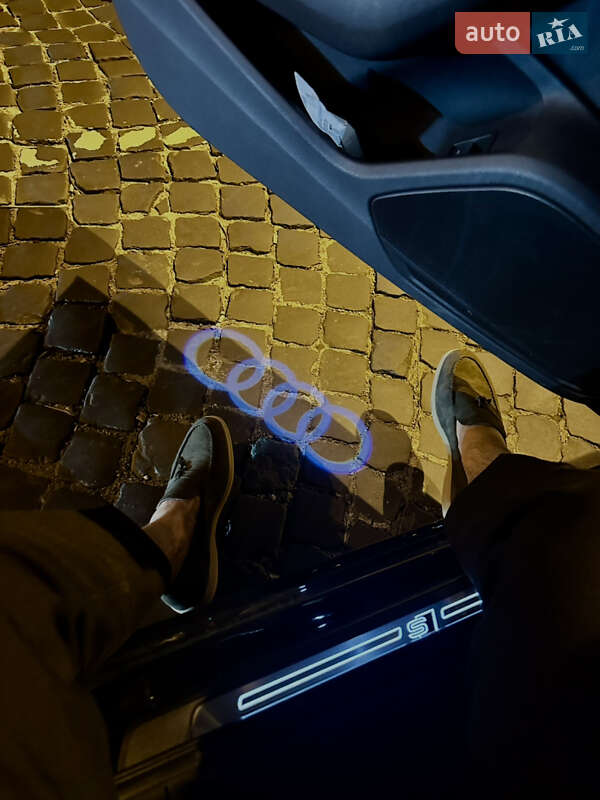 Седан Audi A4 2016 в Києві