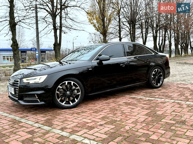Седан Audi A4 2019 в Харкові