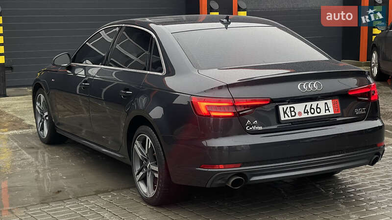 Седан Audi A4 2016 в Львове