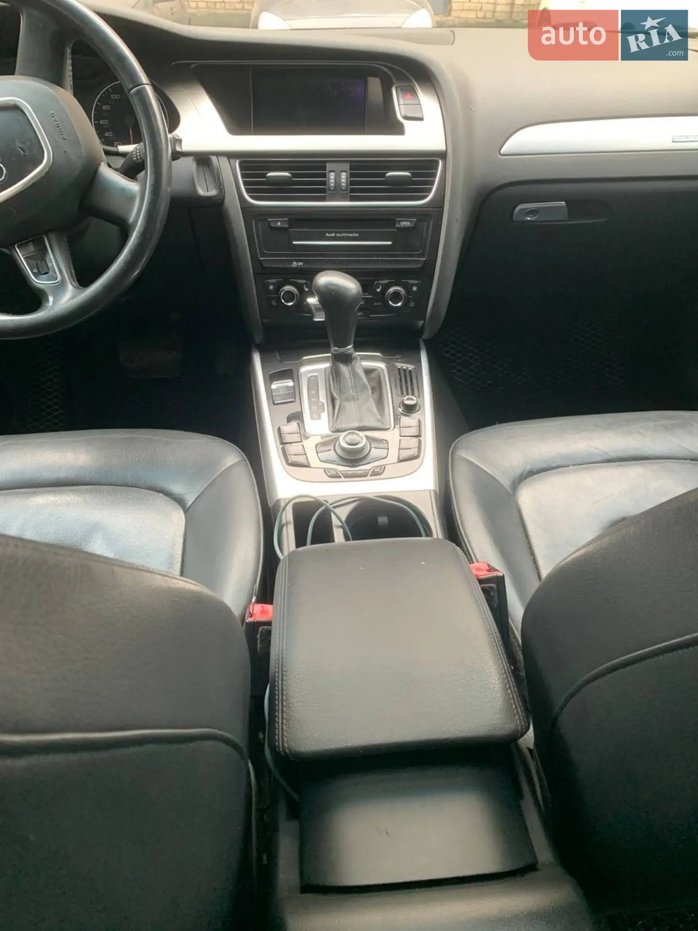2011 Audi A4 - мініатюра 9
