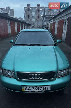 Седан Audi A4 1997 в Киеве