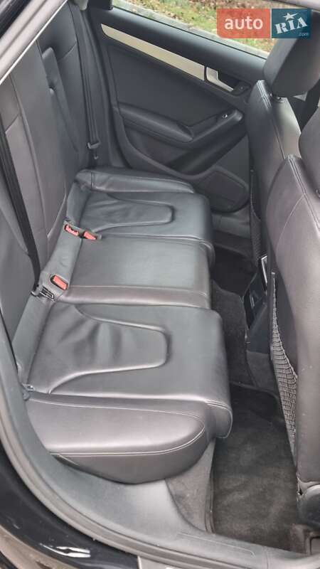 Седан Audi A4 2014 в Києві