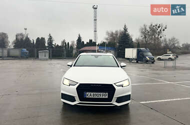 Седан Audi A4 2018 в Киеве