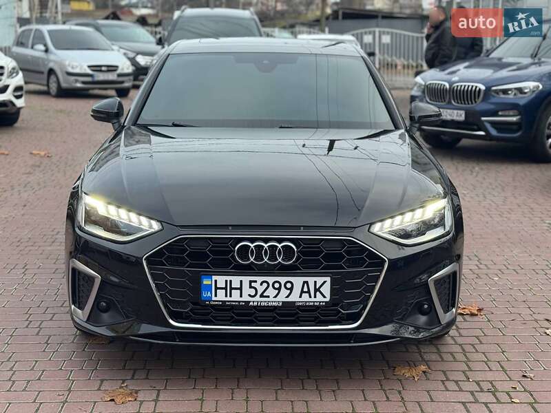 Седан Audi A4 2024 в Одесі