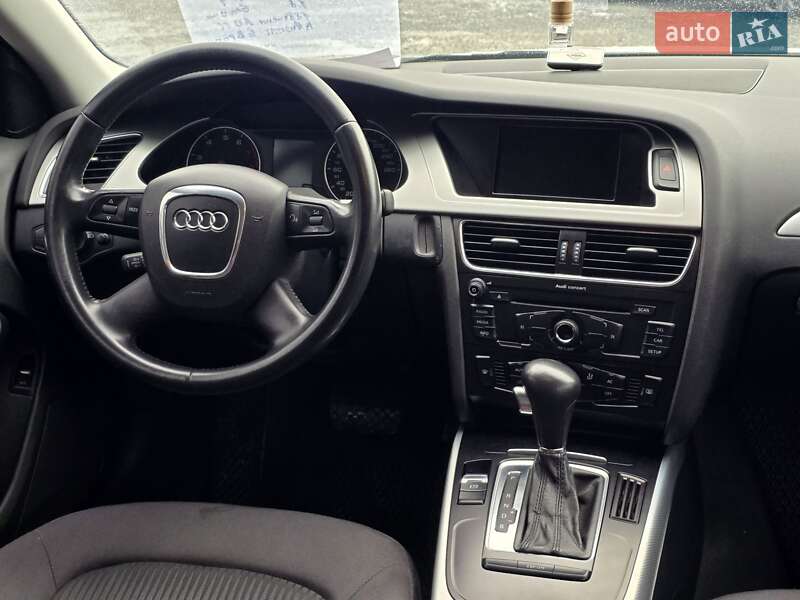 Седан Audi A4 2008 в Тернополе