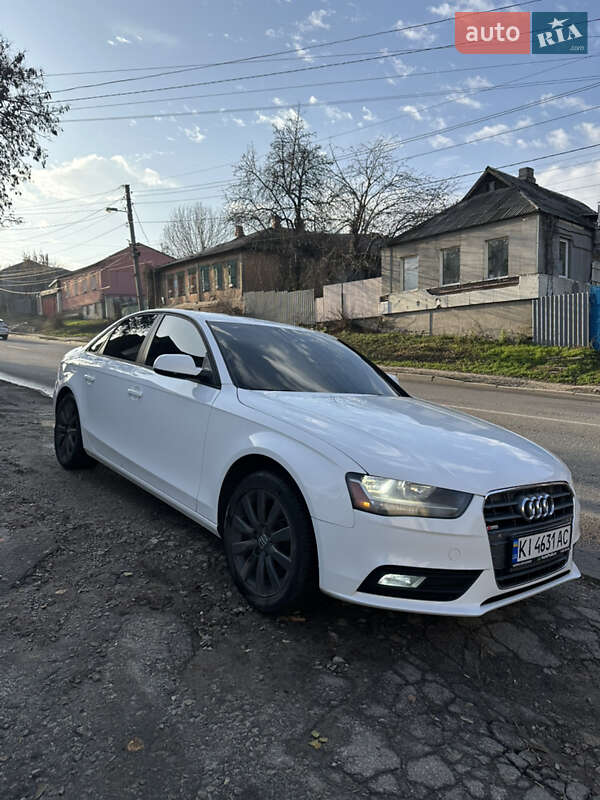 Audi A4 2014