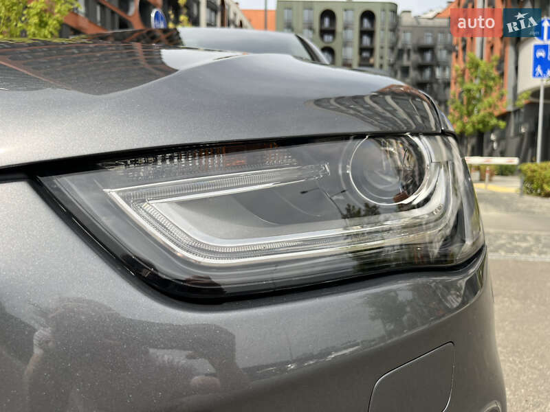 Седан Audi A4 2014 в Киеве