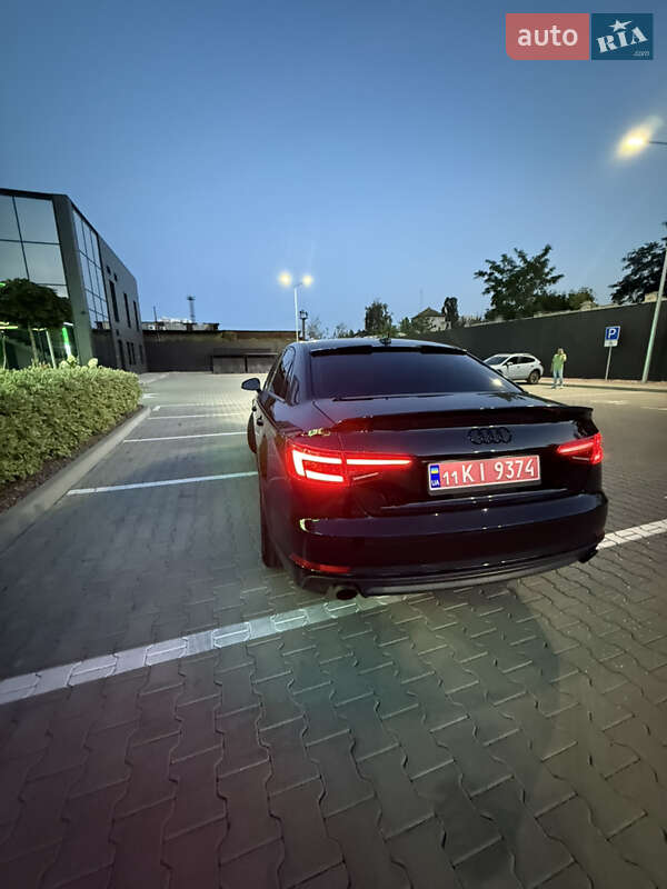Седан Audi A4 2018 в Києві