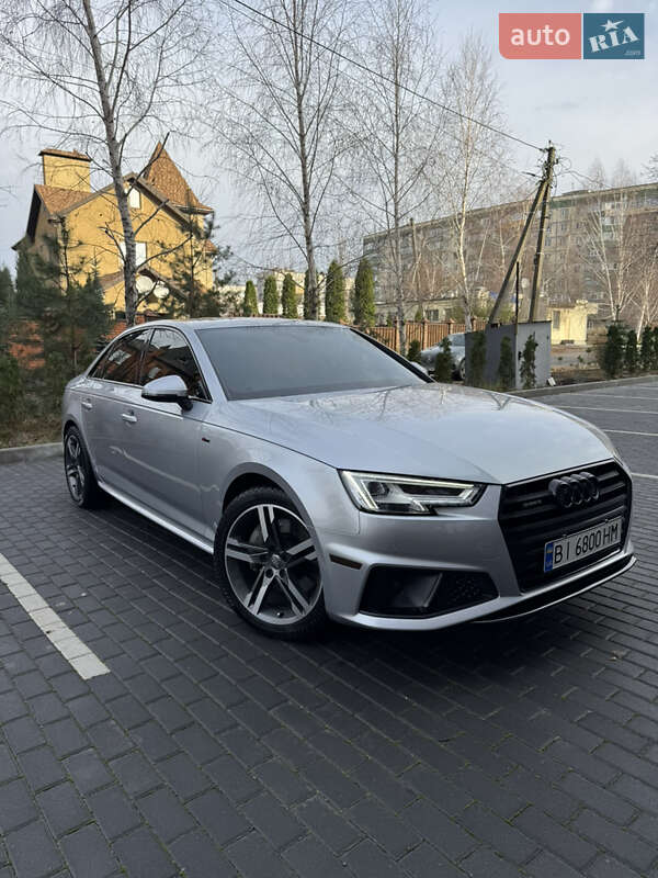 Седан Audi A4 2015 в Полтаве