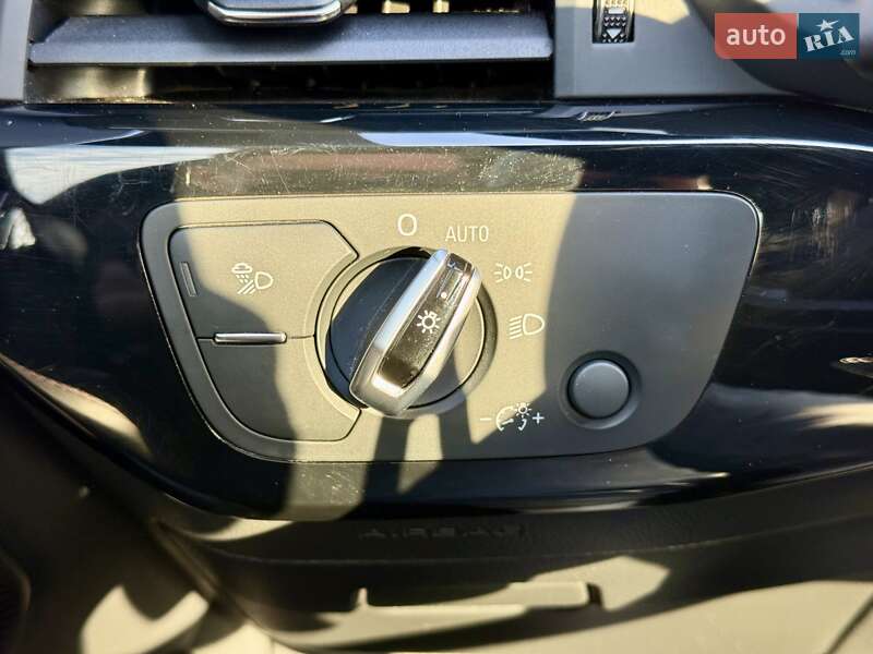 Седан Audi A4 2017 в Харькове