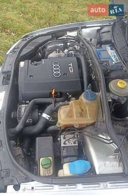 Седан Audi A4 1999 в Стрые