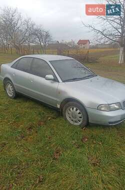 Седан Audi A4 1999 в Стрые