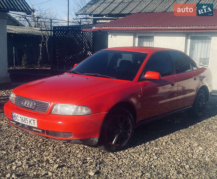 Седан Audi A4 1995 в Тернополе