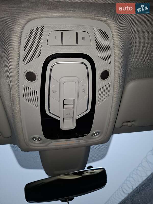 Седан Audi A4 2015 в Києві фото 34 Седан Audi A4 2015 в Києві