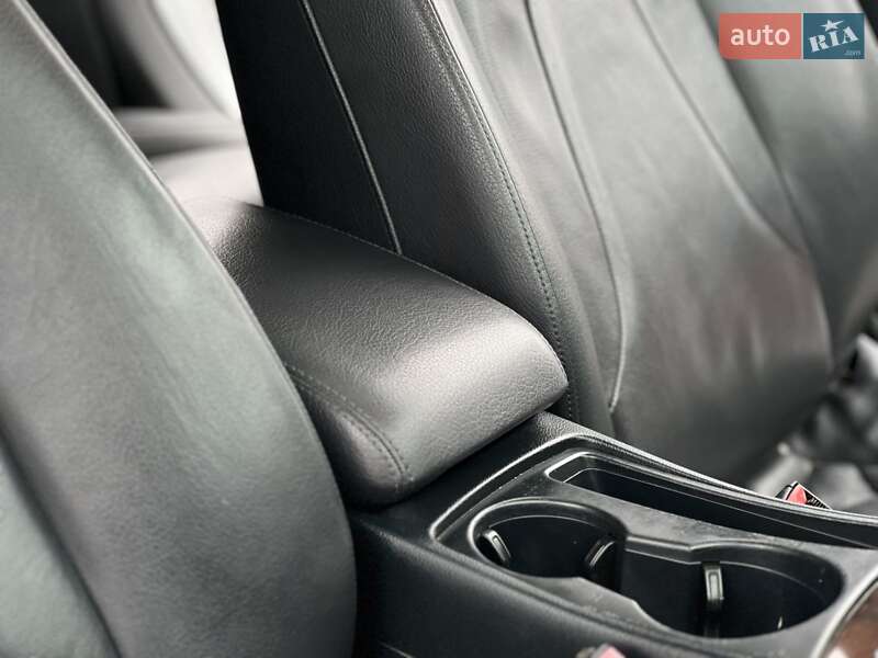 Седан Audi A4 2013 в Тернополе