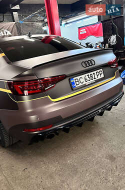 Седан Audi A4 2017 в Павлограде