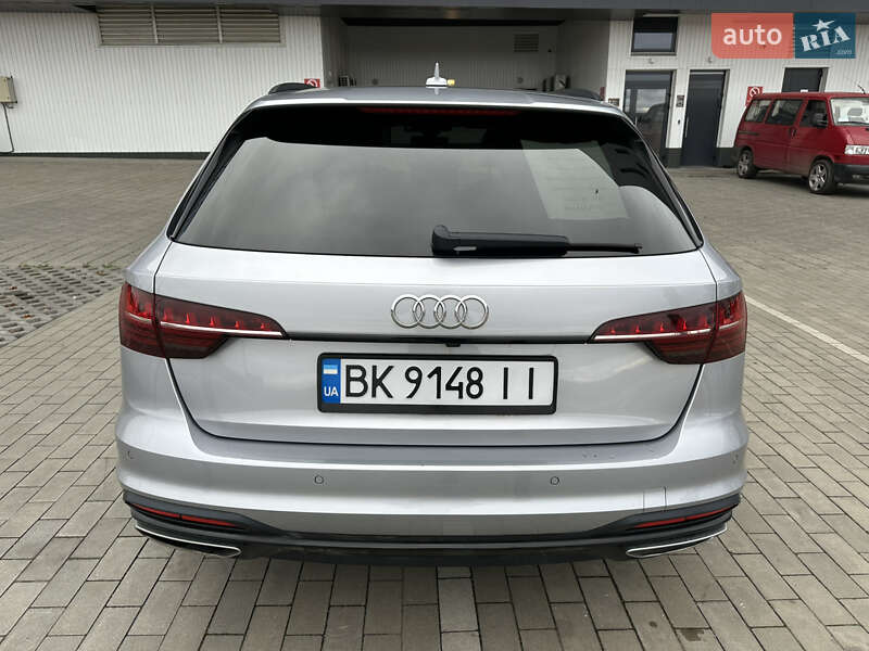 Универсал Audi A4 2019 в Ровно