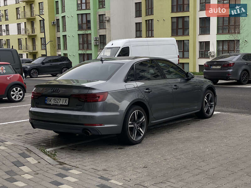 Седан Audi A4 2017 в Ровно