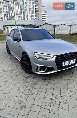 Седан Audi A4 2017 в Ивано-Франковске