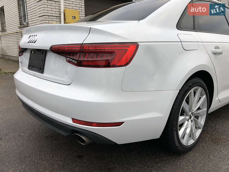 Седан Audi A4 2017 в Ирпене
