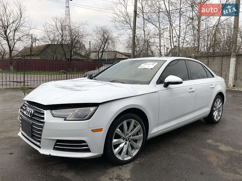 Седан Audi A4 2017 в Ирпене