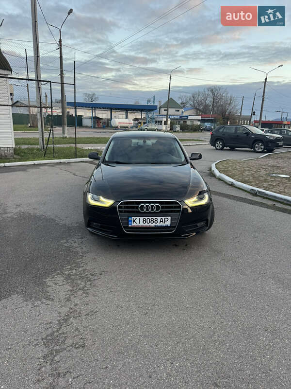 Седан Audi A4 2012 в Білій Церкві