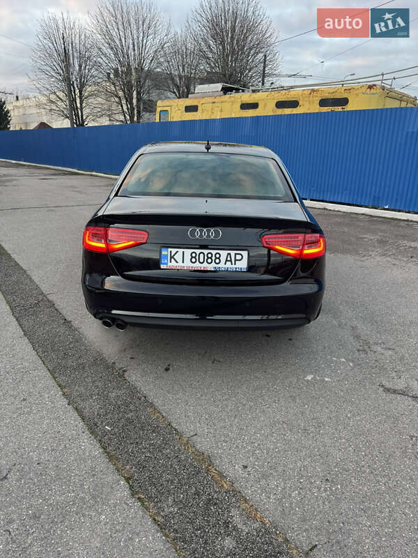 Седан Audi A4 2012 в Білій Церкві