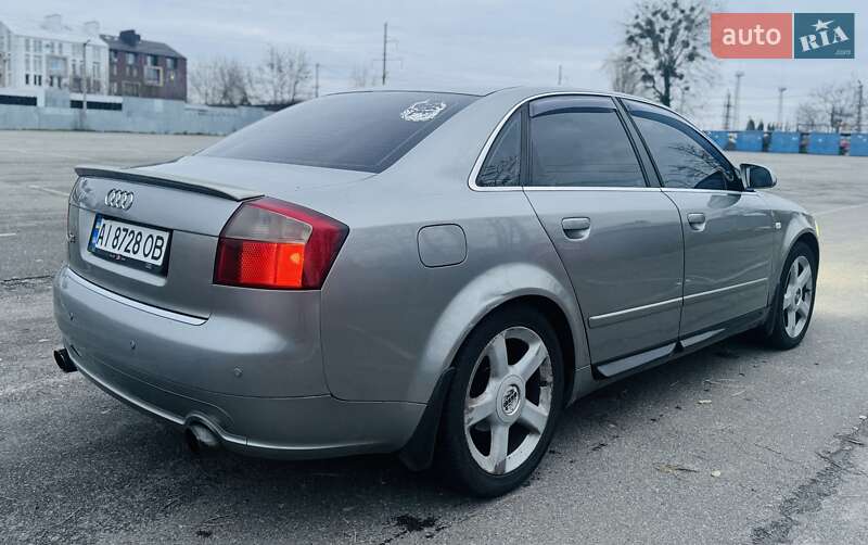 Седан Audi A4 2004 в Белогородке