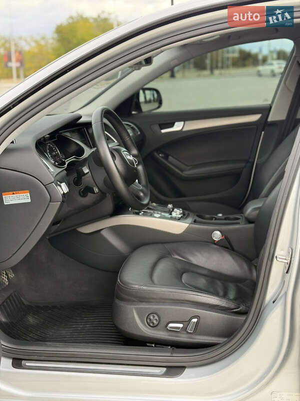 Седан Audi A4 2013 в Миколаєві