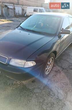 Седан Audi A4 1996 в Черкассах
