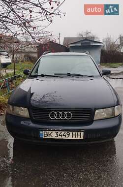 Универсал Audi A4 1996 в Киеве