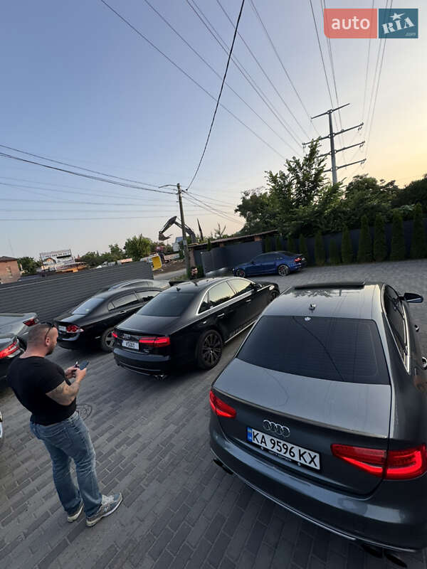 Седан Audi A4 2013 в Киеве