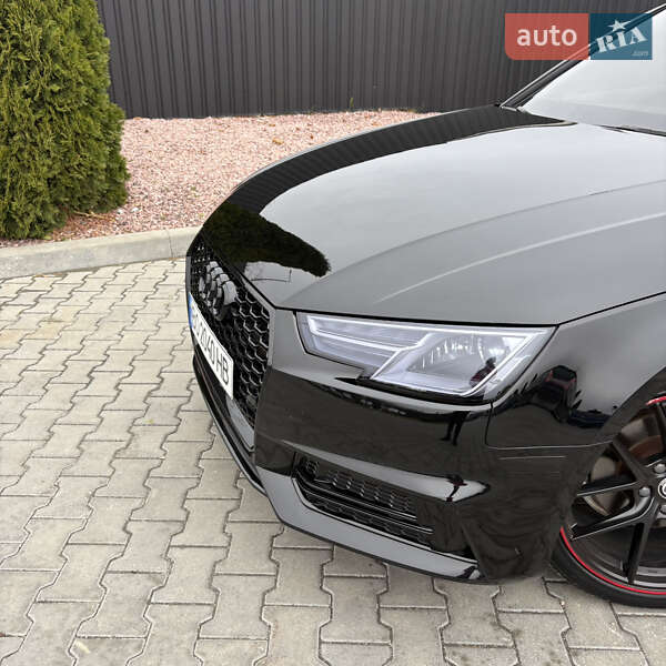 Седан Audi A4 2018 в Тернополі