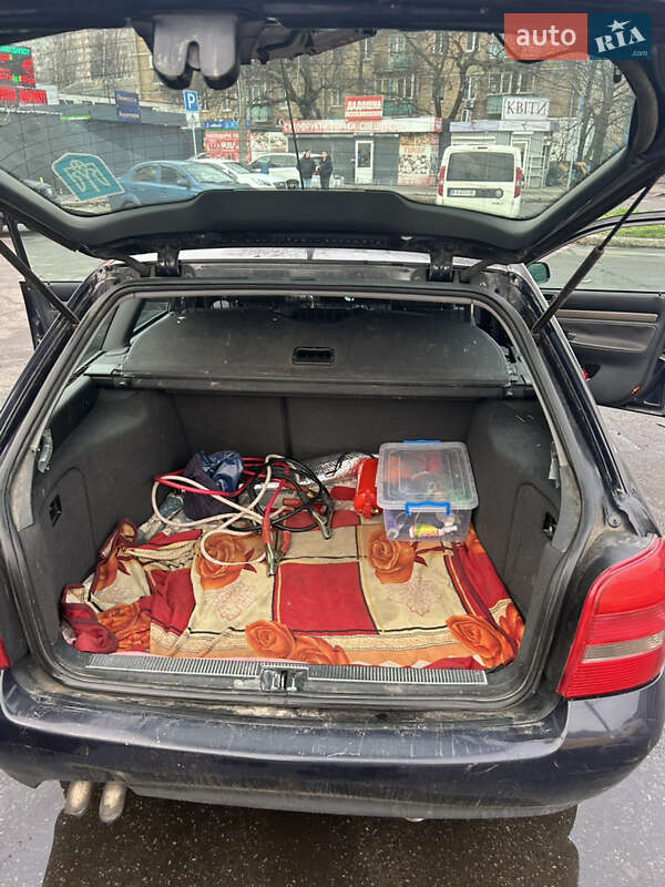 Універсал Audi A4 2001 в Києві