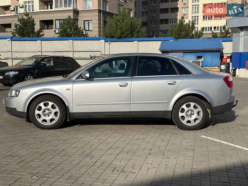 Седан Audi A4 2003 в Одесі