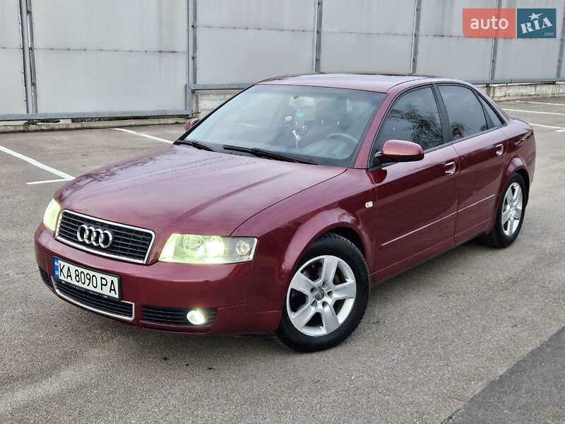 Седан Audi A4 2004 в Киеве