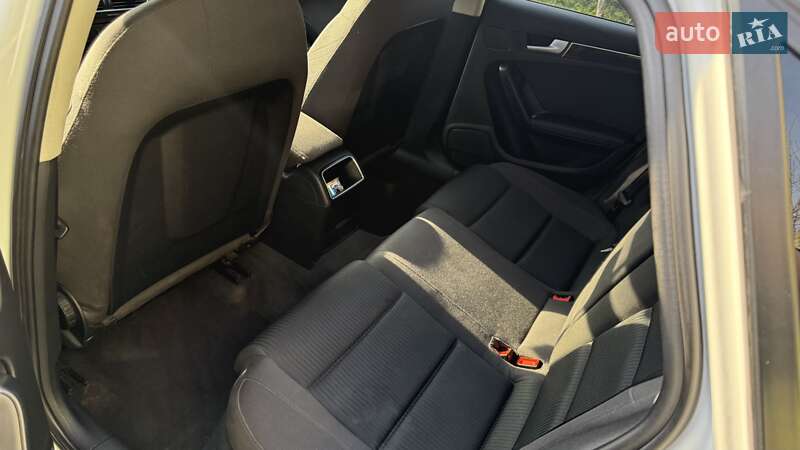 Седан Audi A4 2011 в Балаклее