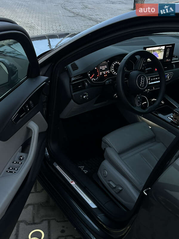 Седан Audi A4 2020 в Києві