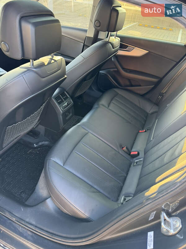 Седан Audi A4 2016 в Софіївській Борщагівці