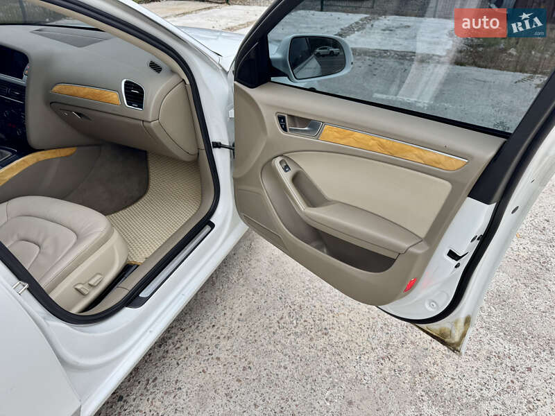 Седан Audi A4 2010 в Києві фото 32 Седан Audi A4 2010 в Києві