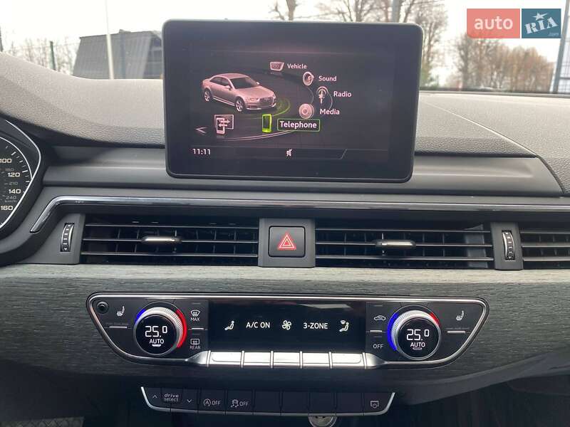 Седан Audi A4 2017 в Виннице