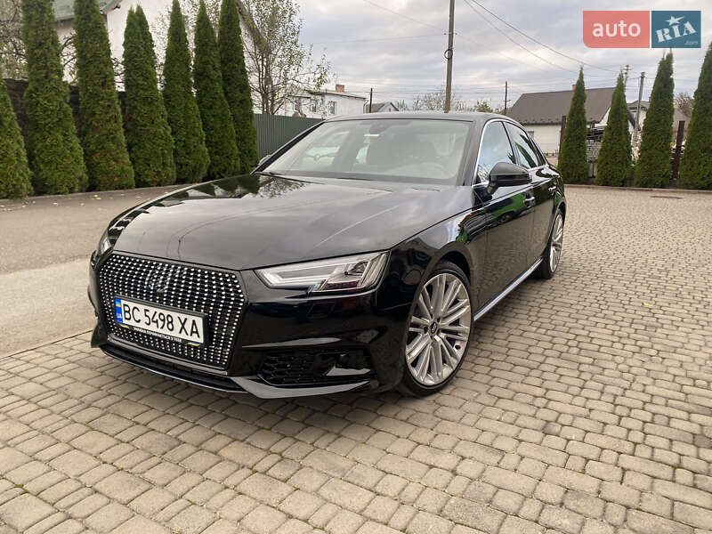Седан Audi A4 2017 в Самборі